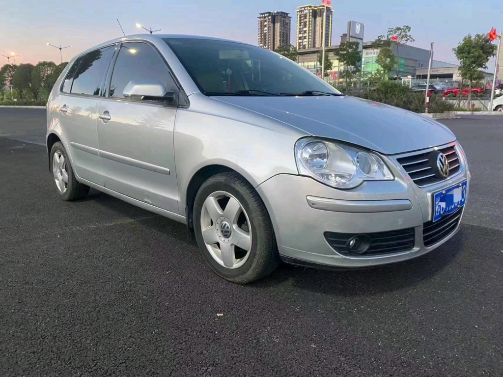 07年5月上牌大众polo,自动挡,天窗,1.