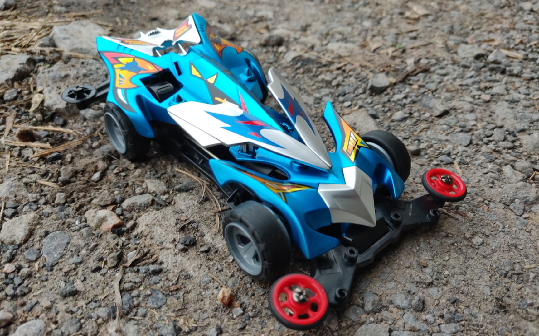 奥迪四驱车 梦之队 曹操号 全喷漆无水贴无笔喷