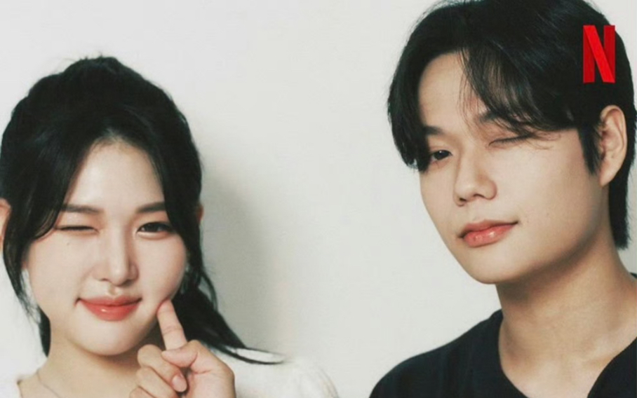 19/20成年初体验|李智民7015崔艺琳|鬼马可爱少女海边牵手沉稳