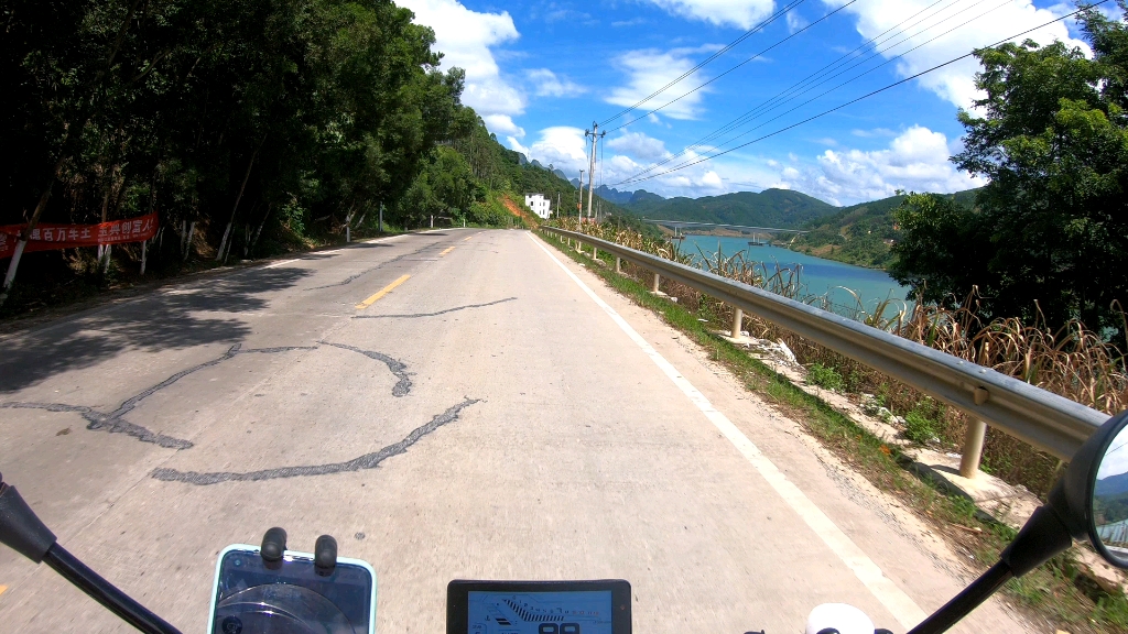 追350日常跑国道_哔哩哔哩_bilibili