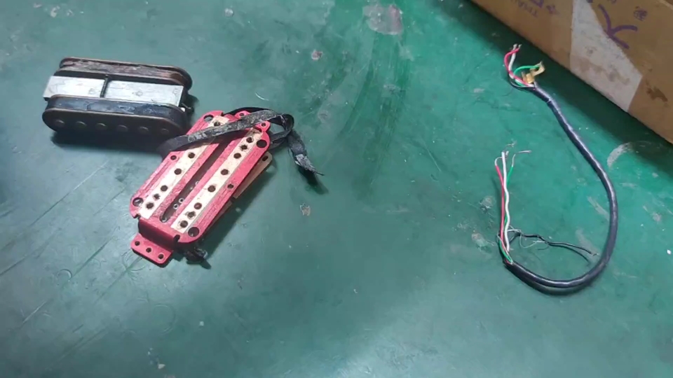 又双叒叕修电吉他拾音器