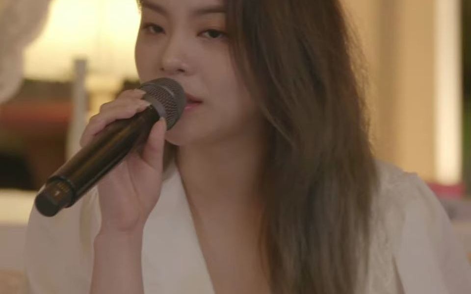 [图]绝美唱功 AILEE！《Evening Sky》[Silent Live] NOW