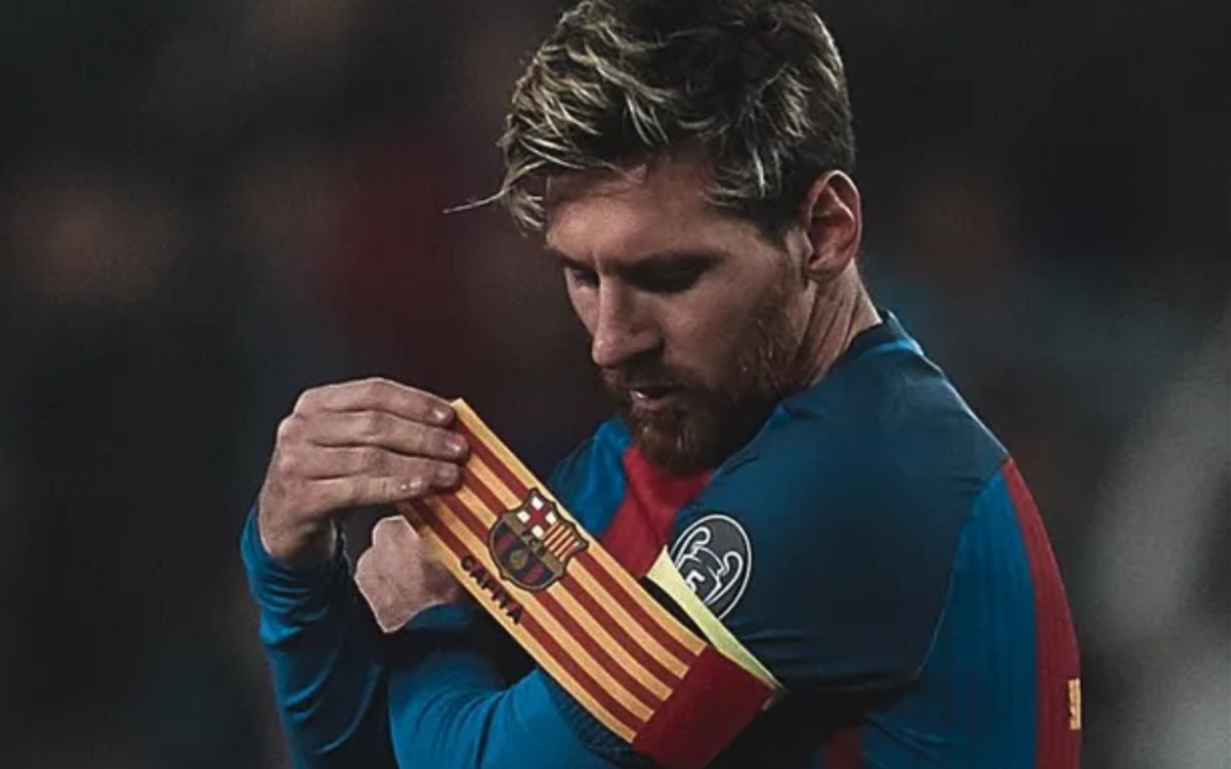 梅西巴黎五佳球vsc罗曼联五佳球——或许这就是饼锋和球王的差距吧