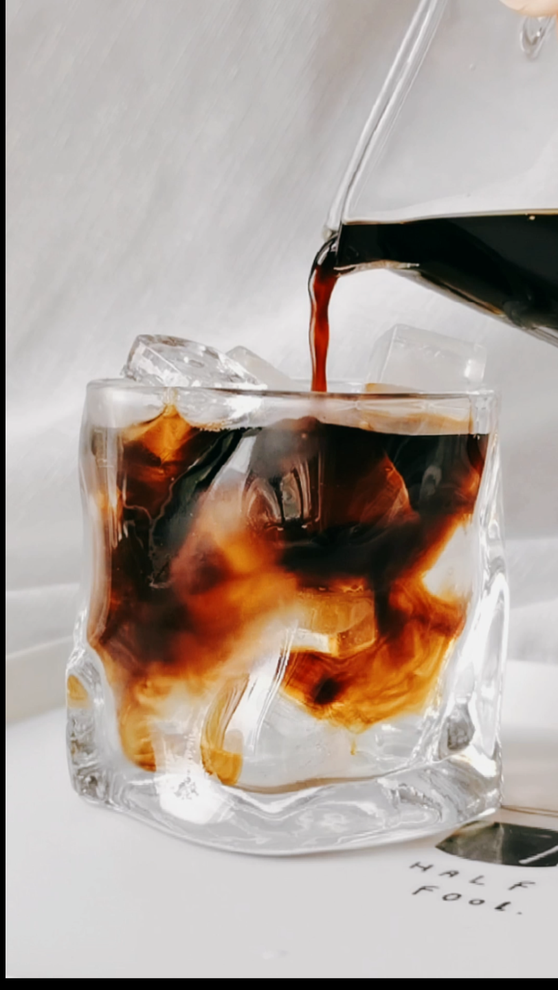 花式补充咖啡因‖自制饮品‖椰汁冰美式‖清爽好喝～夏天的清晰时刻