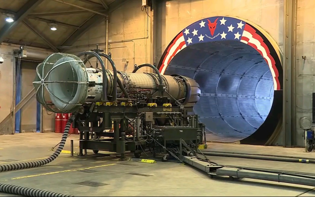 f16涡扇发动机在静默室全加力试验