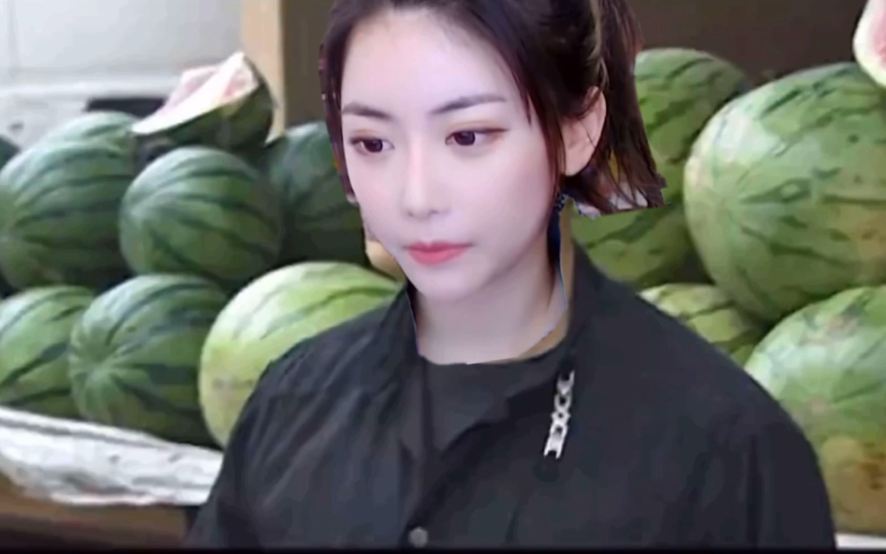 周淑怡买瓜周姐骗尼玛呢小贩她真漂亮为何有嘴