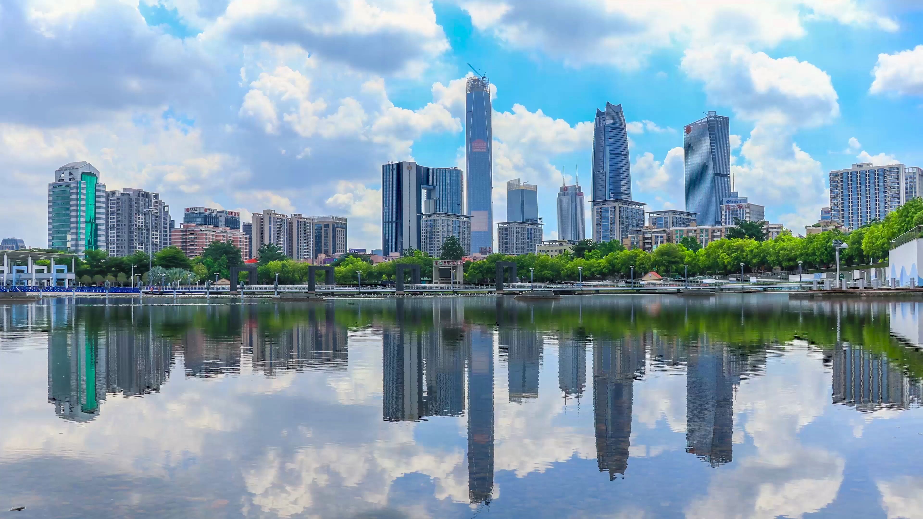 夏天多变的天气图片图片