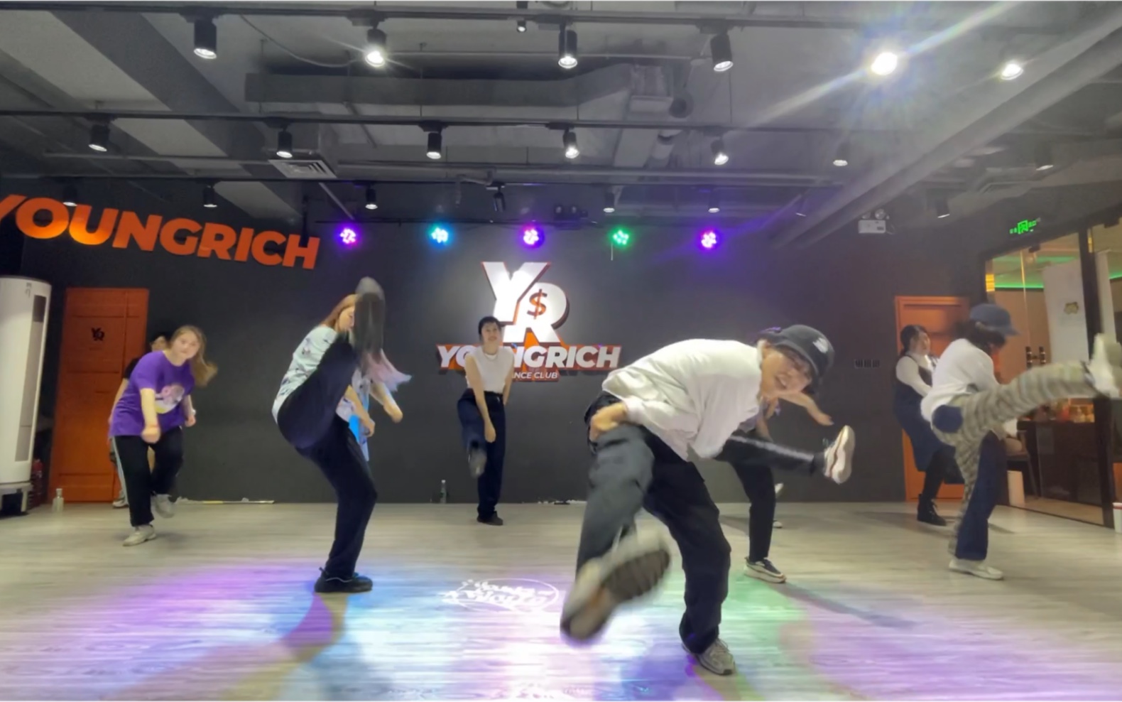 oldschoolhiphoprock元素系列smurf蓝精灵bizmarkiecatdaddygucciget