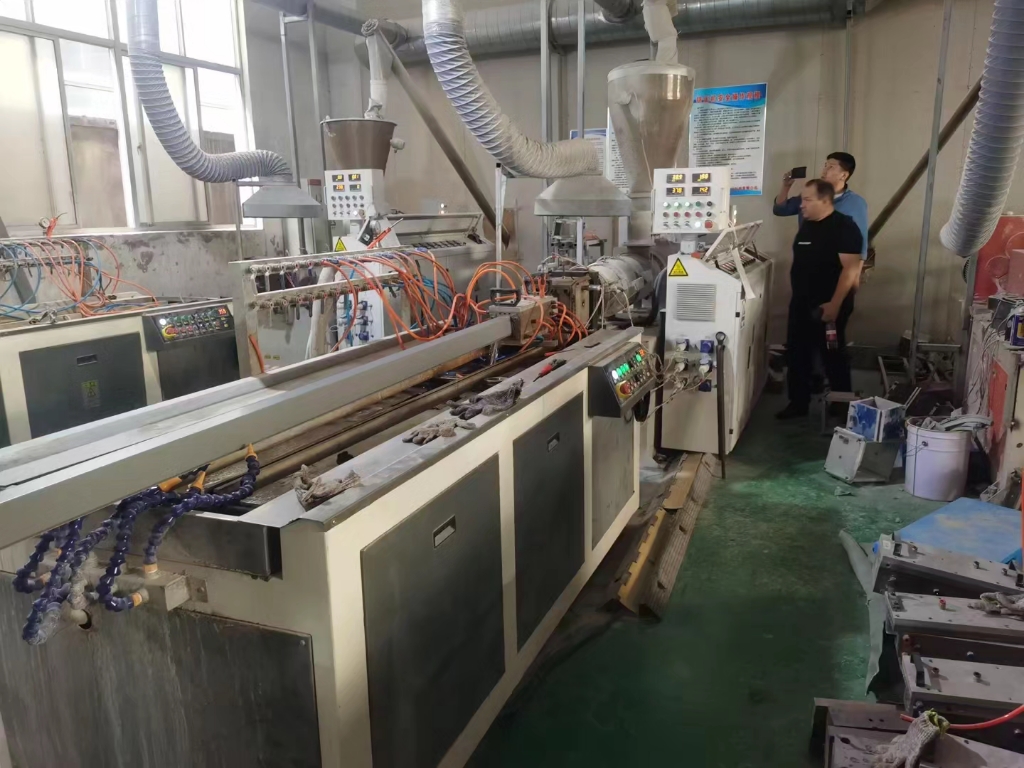 pvc线槽生产线#pvc线槽设备#pvc线槽挤出生产线