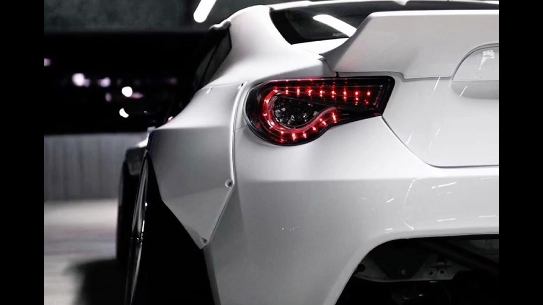 丰田86日常尾灯动感