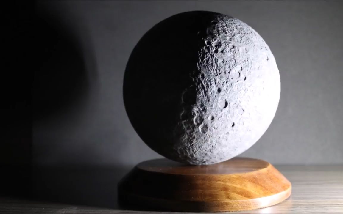 手工达人:这样的月球模型你可喜欢?