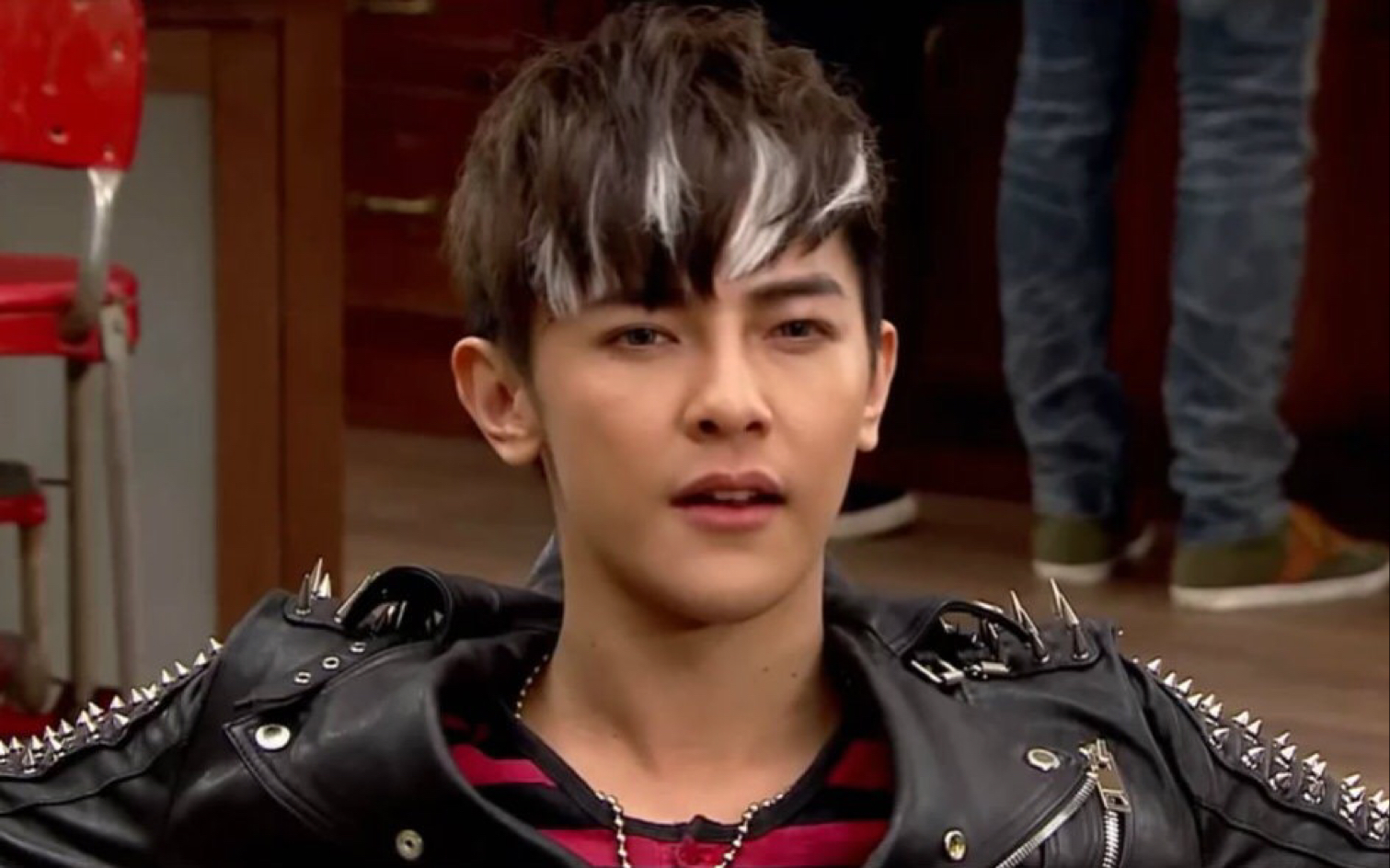 近距离的汪大东你们见过吗深圳欢乐谷晨光鲜奶节