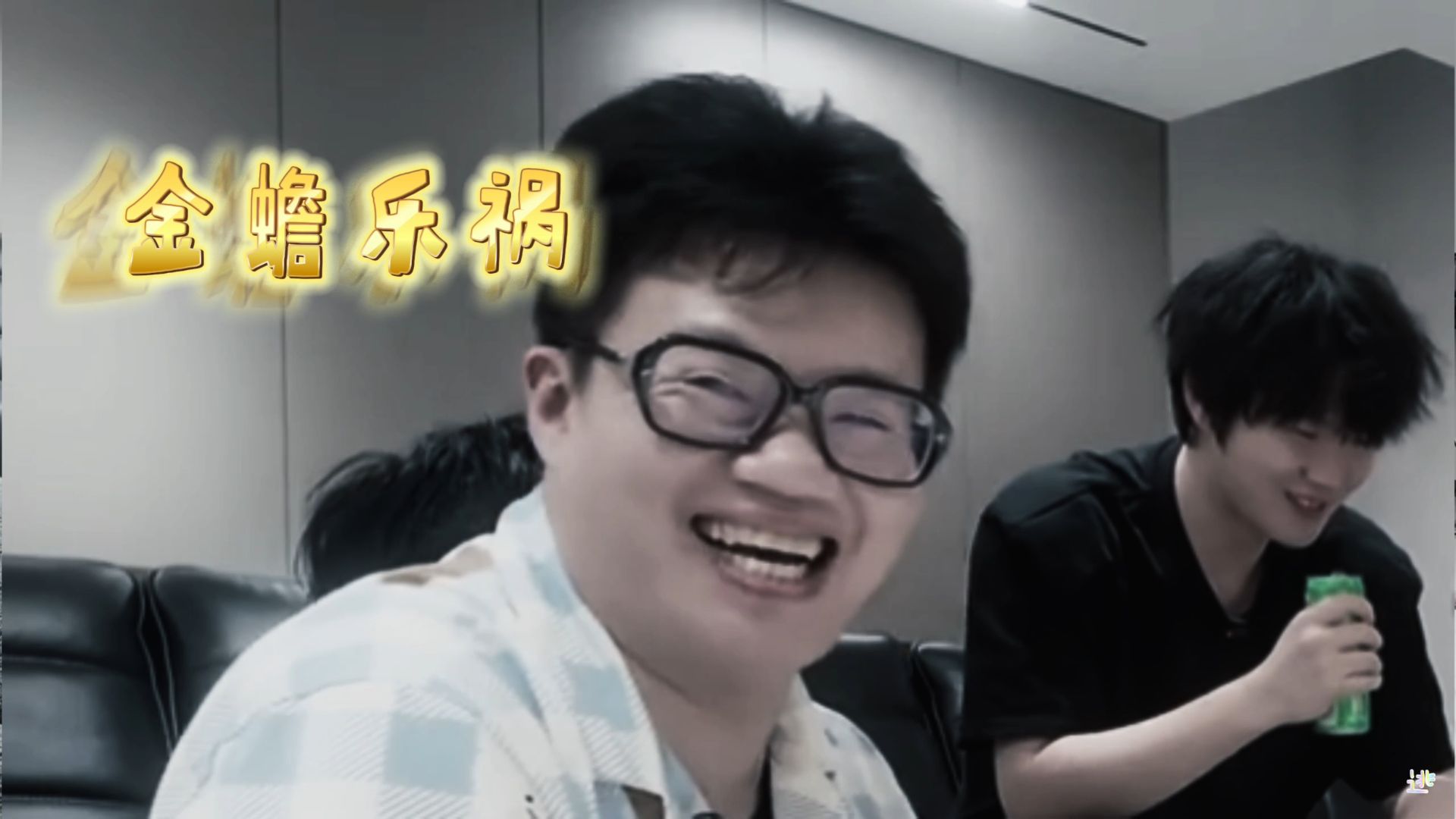 【双高胎】金蛤蟆巧施倒钩计，哥宝男误上断头台