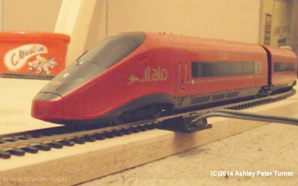 agv575基本套装开箱上轨视频搬运~ho比例火车模型视频~无线控制器