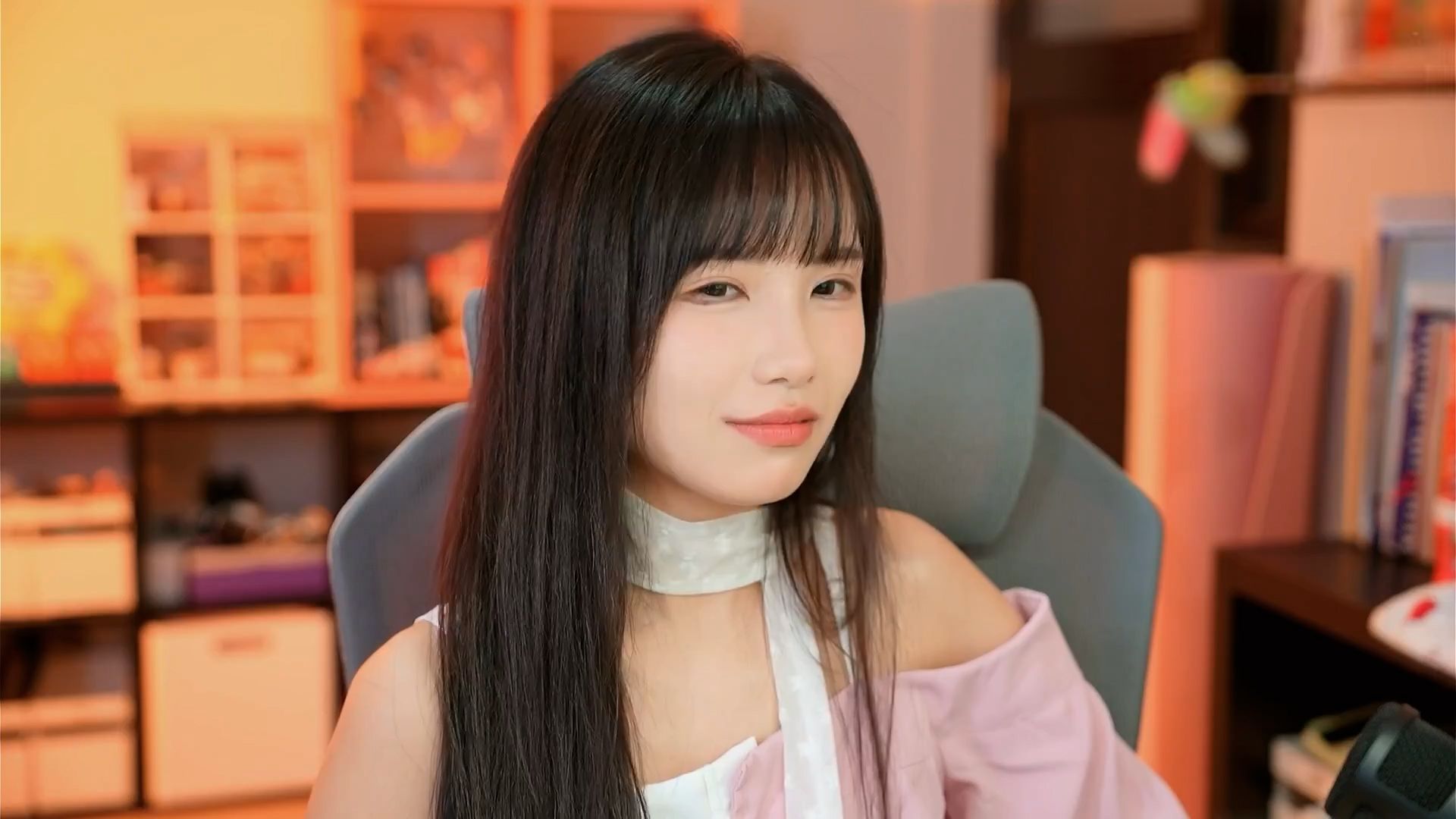 现在和漠漠伢伢还联系吗