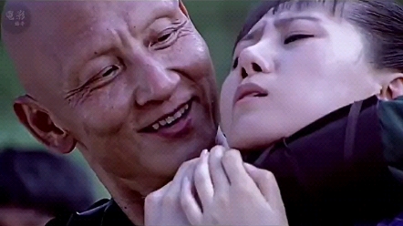 土匪强抢民女,没想到半路杀出凤山神女.