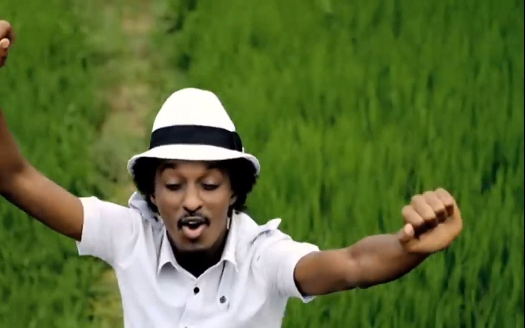 [图]K'NAAN - Wavin' Flag（世界杯版本）