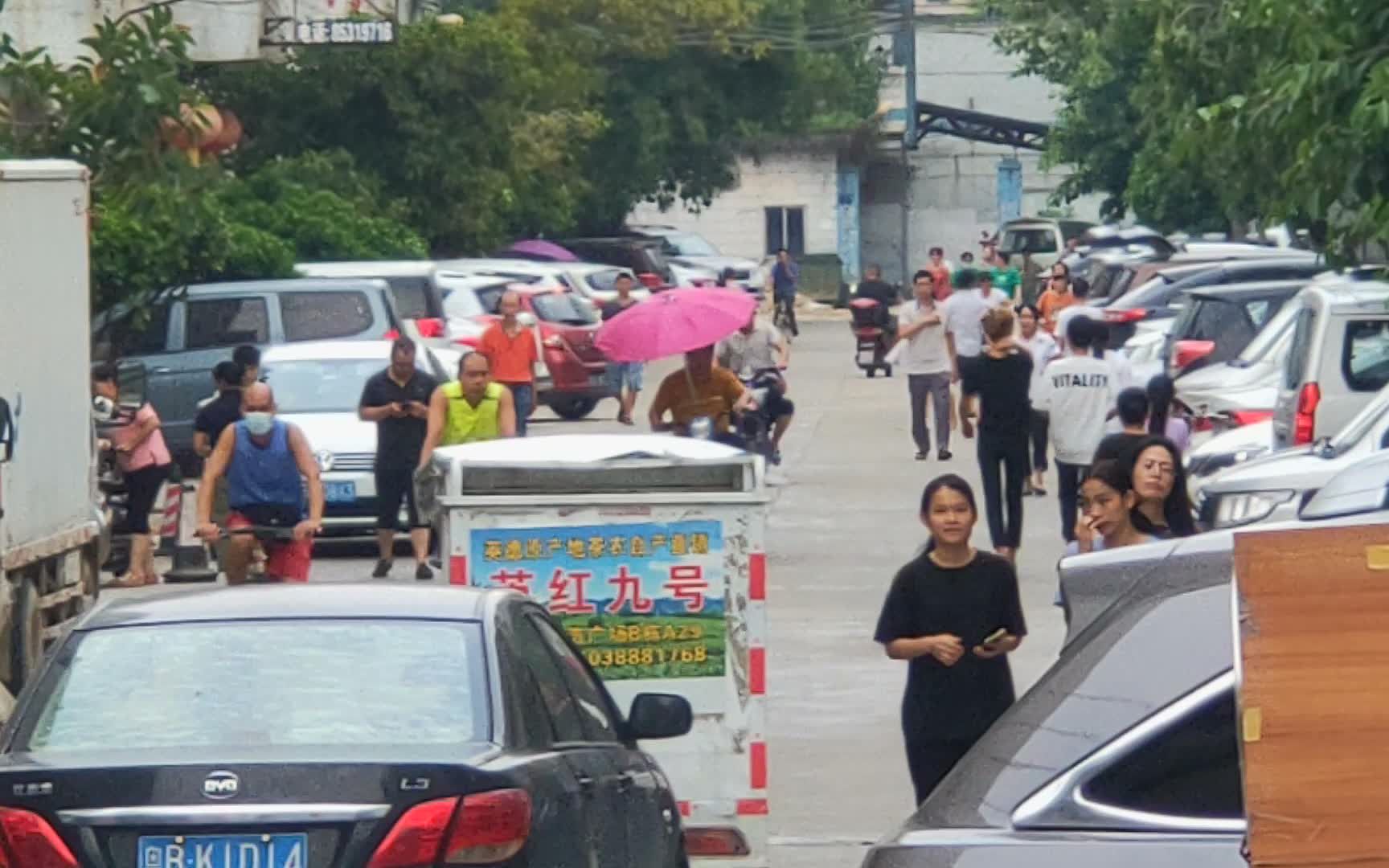 广东东莞:工厂工人老龄化严重,曾经不可一世的老板万万没想到!哔哩哔哩bilibili