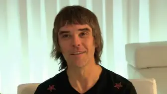 A Brush with Fame Ian Brown of The Stone Roses给猴王画像+唠嗑