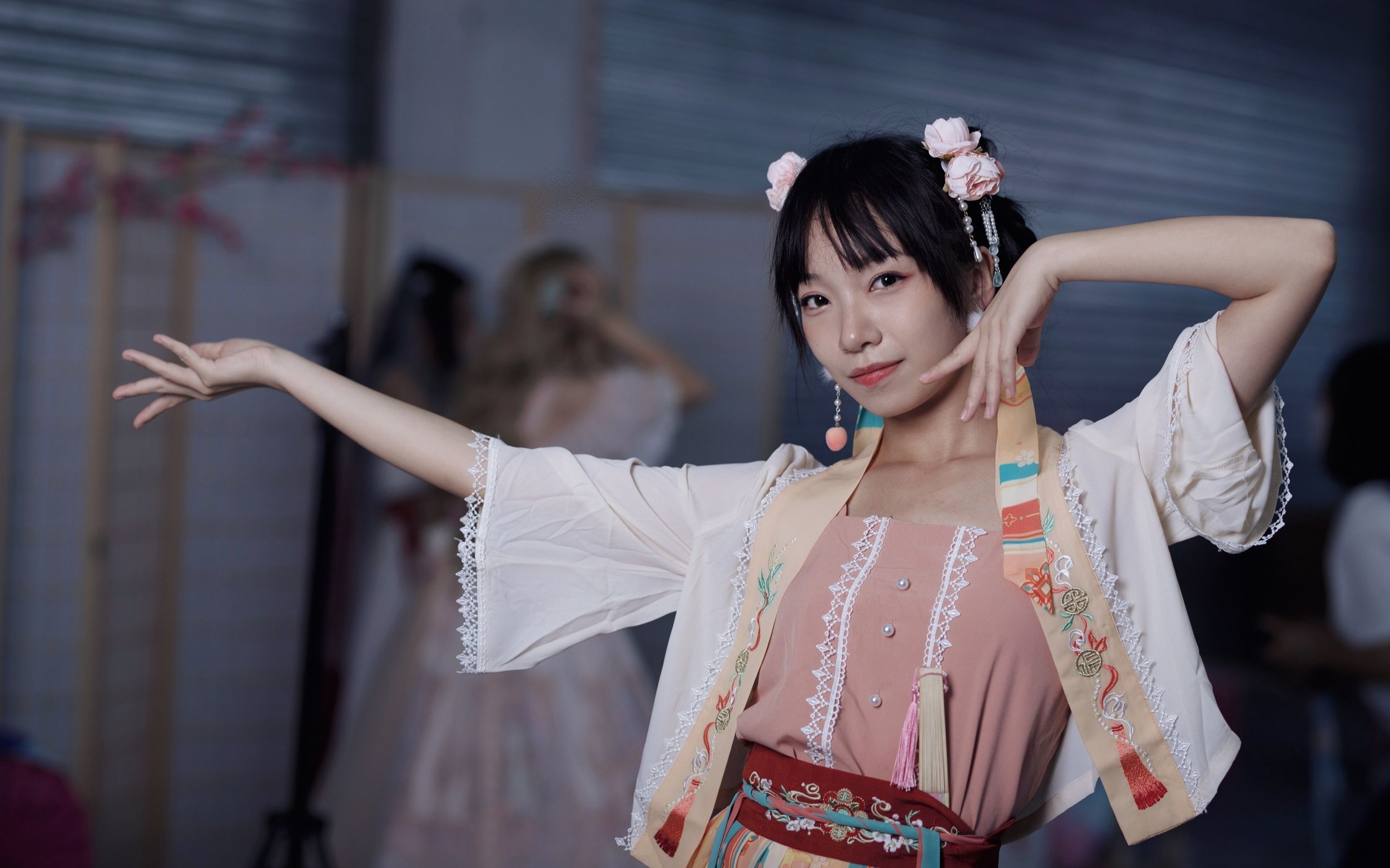 来看笨蛋舞见现场放炮 | 徐州x次元漫展随机舞蹈部分_哔哩哔哩_bili