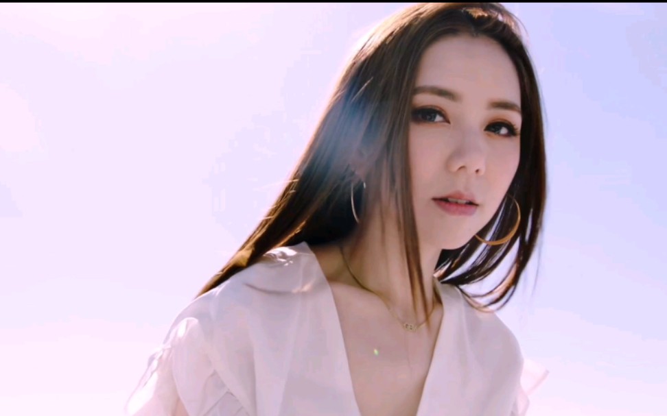 邓紫棋《多美丽》mv