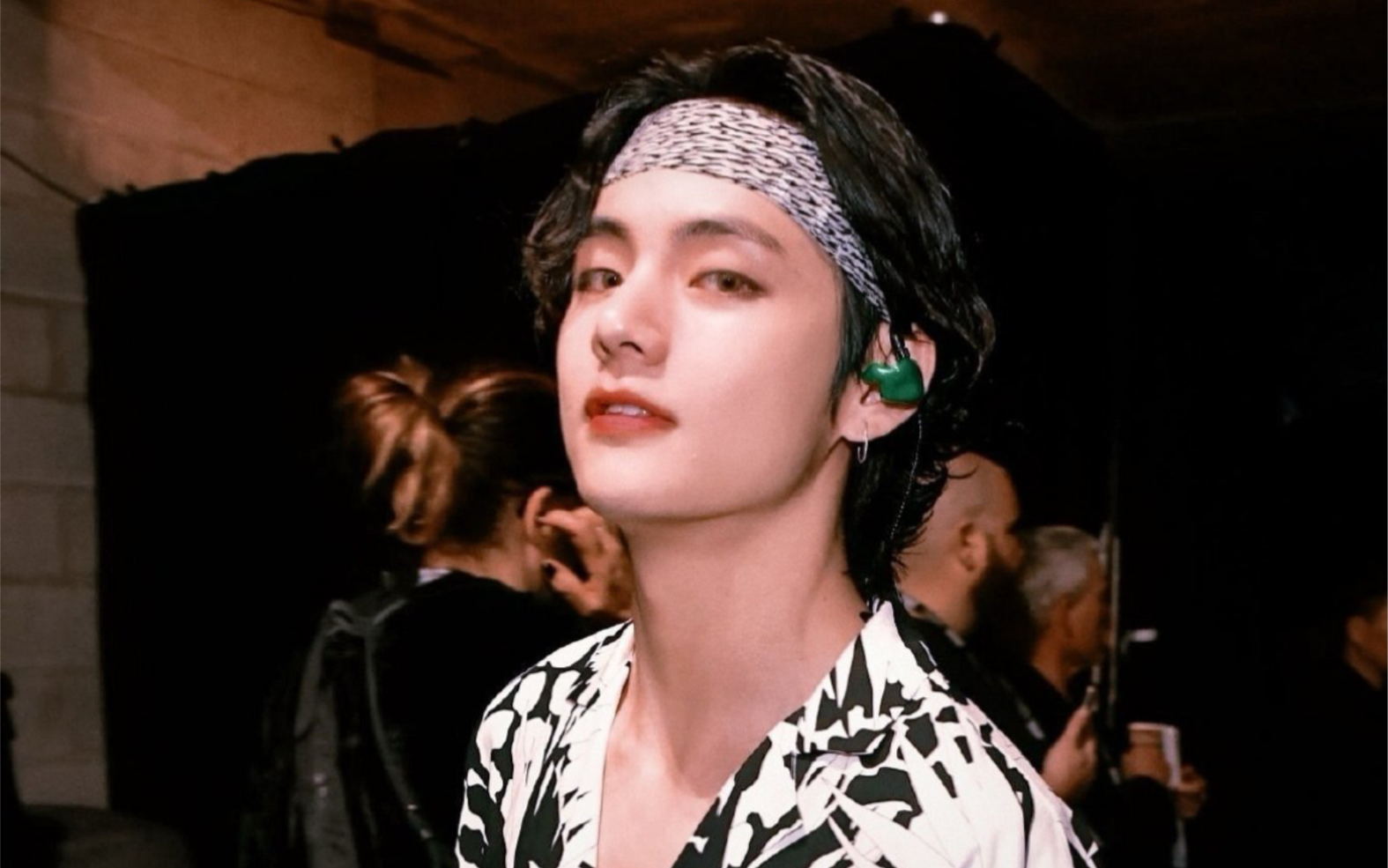 活动  【防弹少年团/bts/金泰亨】心动向舞台混剪,神颜剪辑