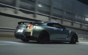 Tải video: 不会喷火的R35不是最靓的GTR ！