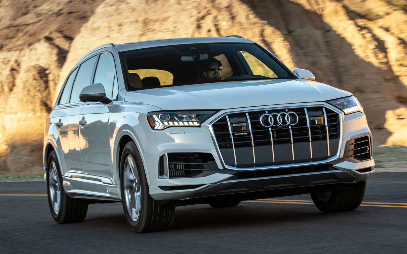 全新2021-奥迪q7 豪华外观和内饰