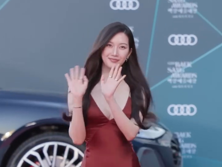 文佳煐每次都很敢穿
