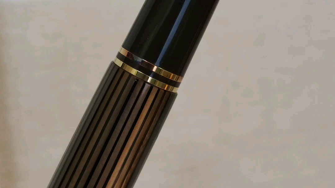 百利金m800金属环氧化(巧克力棕条)