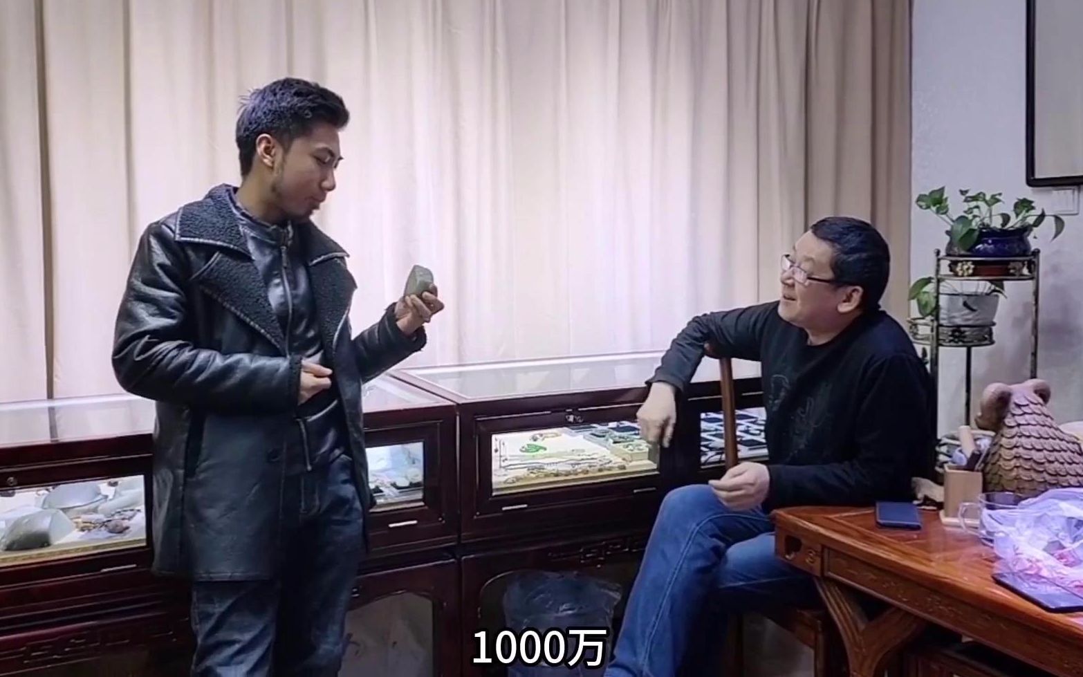 买玉不想被当成小白,怎么装得经验老道?石头老纪教你防坑小指南