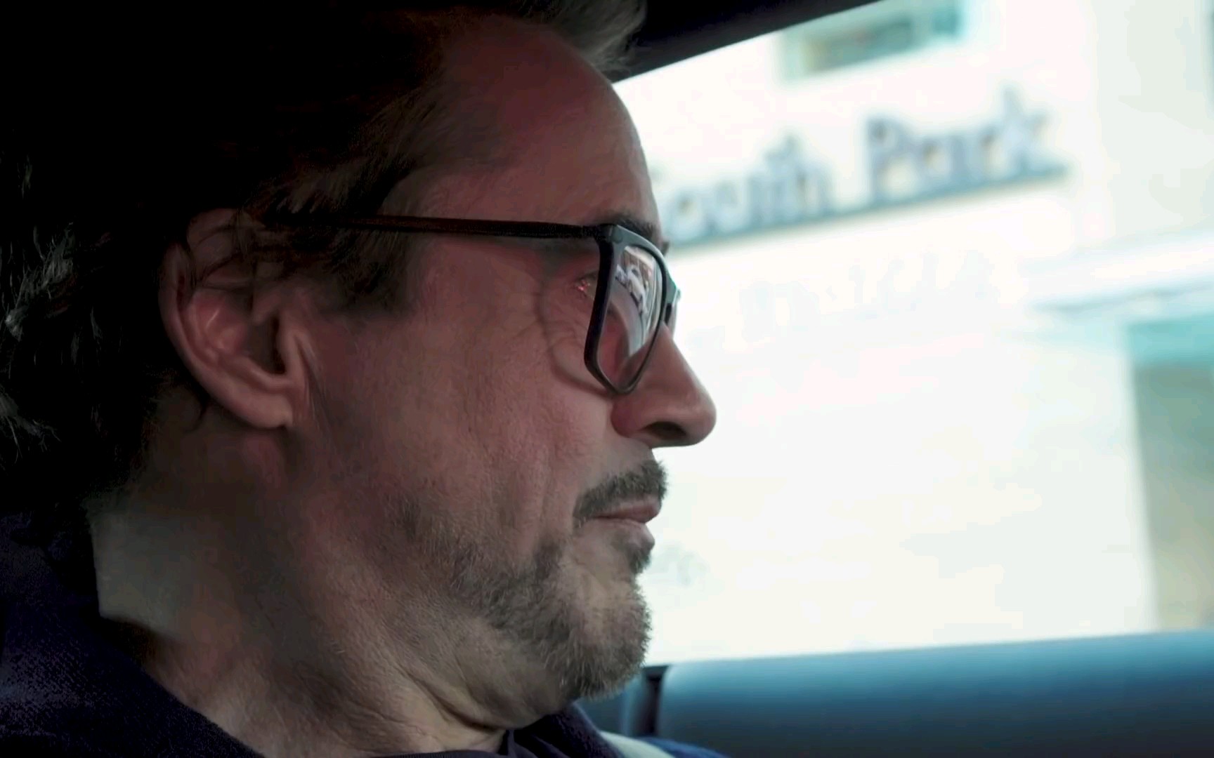 搬运钢铁侠小罗伯特唐尼带你认识新奥迪etrongt电动跑车