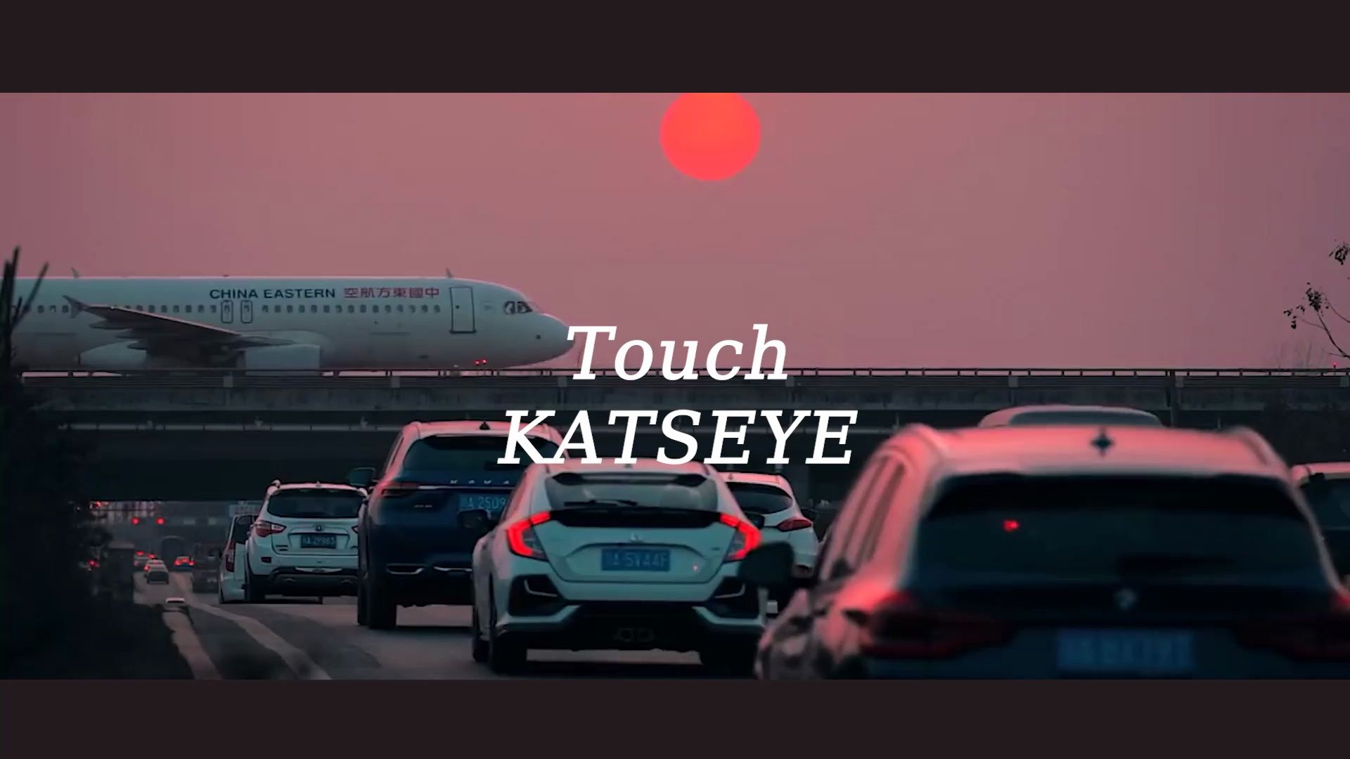 《touch》在国外超火的女团KATSEYE,首发日火爆油管哔哩哔哩bilibili