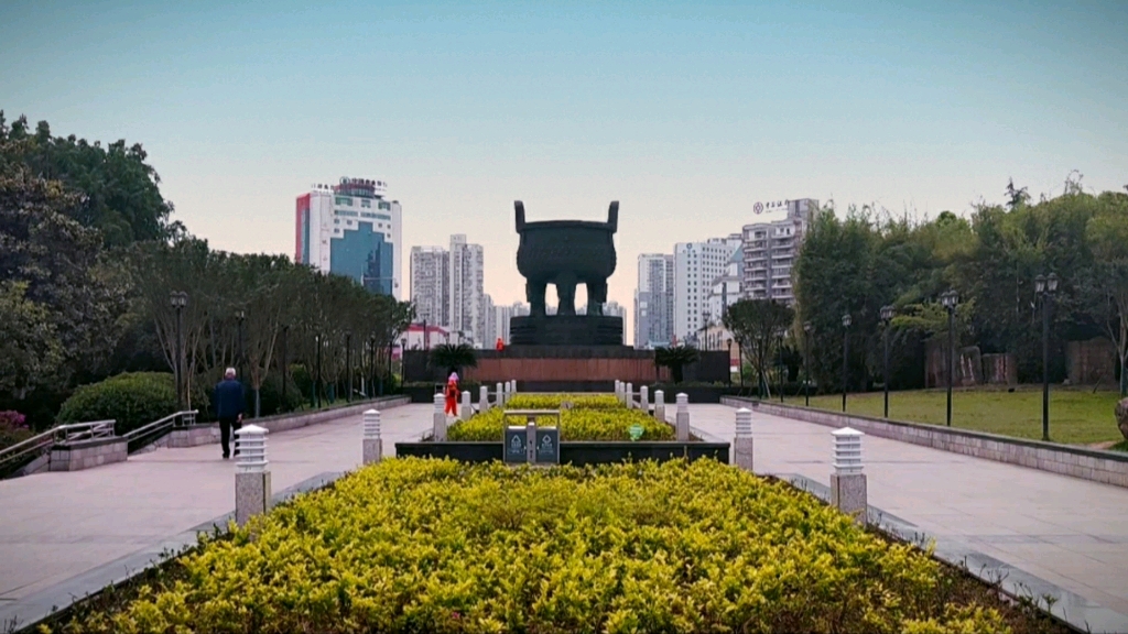 四川广安思源广场,这首歌唱出了多少人的心声,我为家乡自豪!