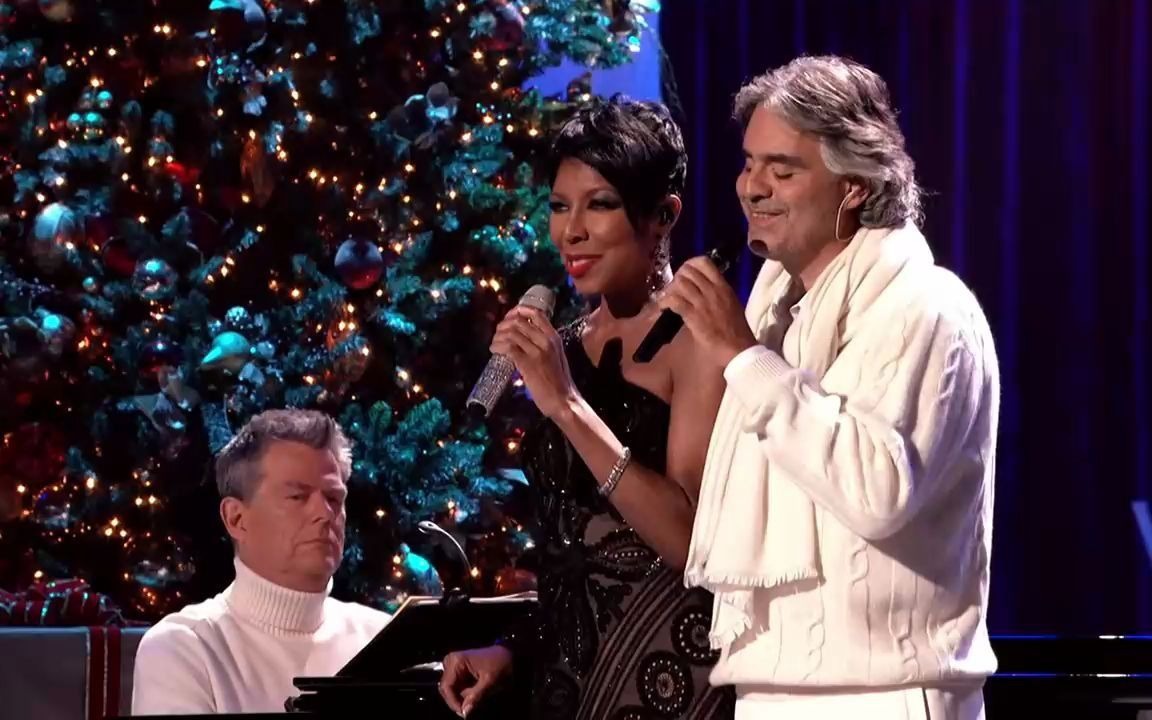 [图]【2020圣诞治愈搬运系列】Andrea Bocelli 与 Natalie Cole 现场合唱 The Christmas Song (2009圣诞)