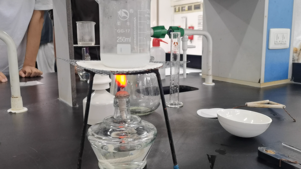 实验室提取咖啡碱混剪