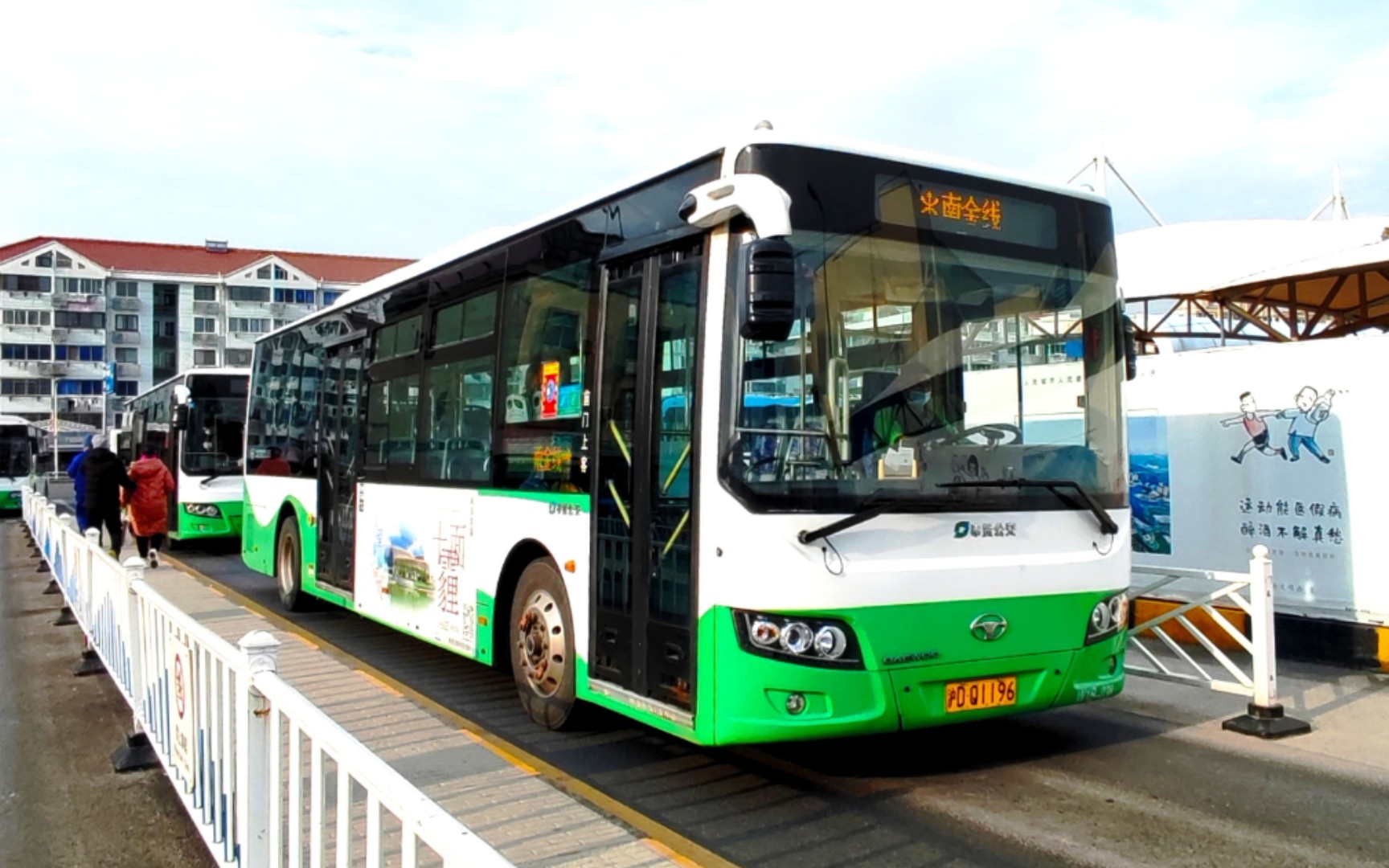 (金山巴士/奉贤巴士公交)上海南金线公交车全程(朱泾汽车站→南桥汽车