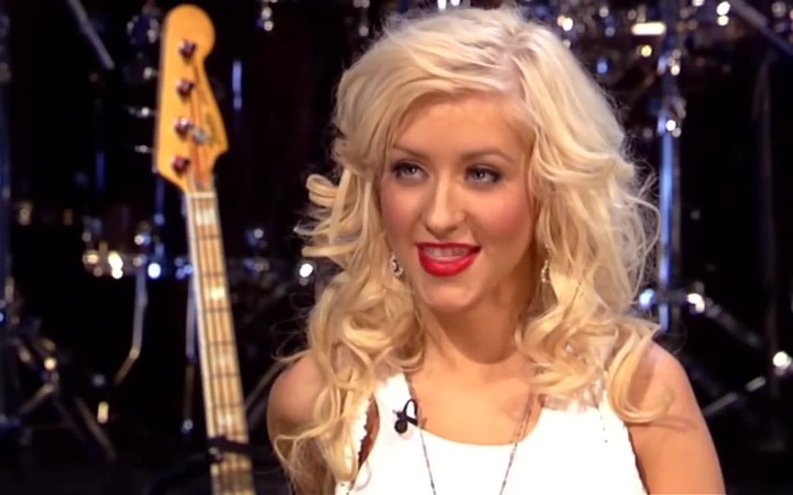 [图]【颜值巅峰/特别节目金曲连唱】Christina Aguilera (Live at T4 special 2006)