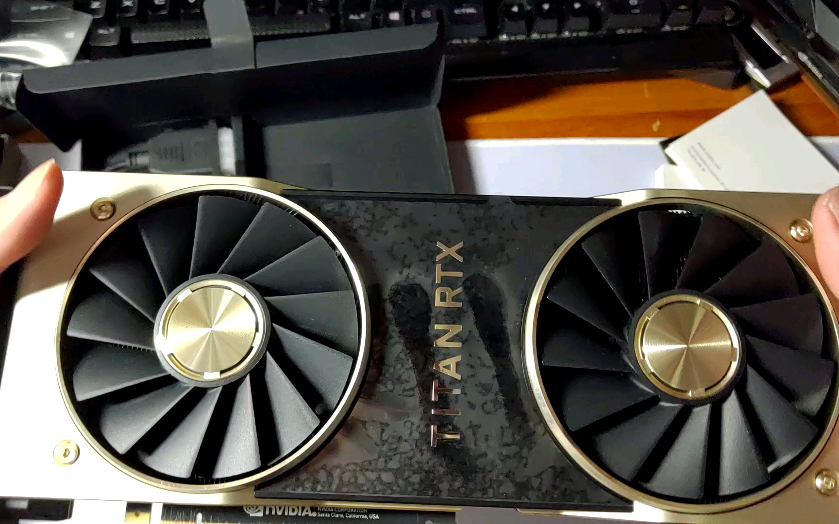 国行大核弹titan rtx开箱 黄金煤气灶 t rex 霸王龙开箱