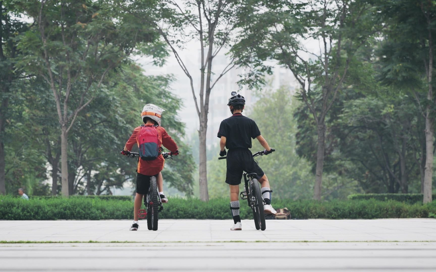 [图]Urban Freeride两个初中生的城市速降影片《Together》谨以此片，致我们的十四岁