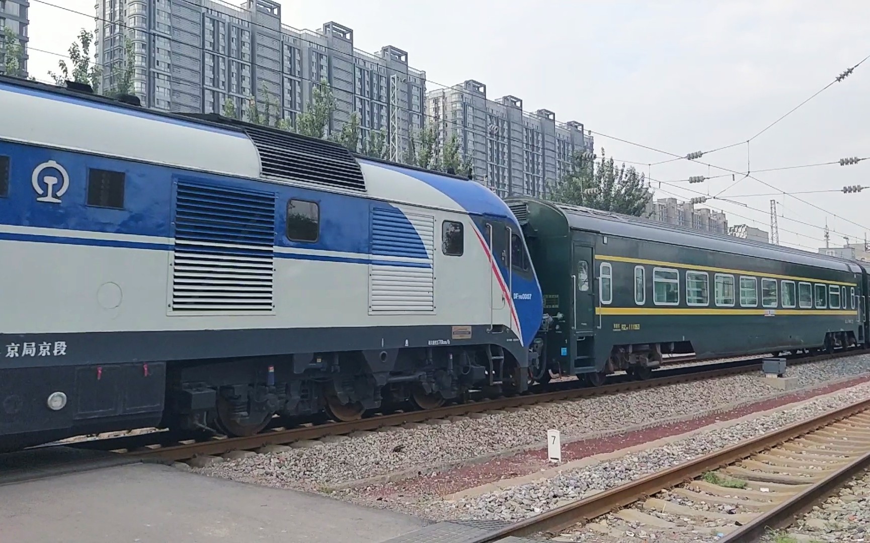 【铁路随拍(精选)】20180819 bsp产rz25t,裙板异类!