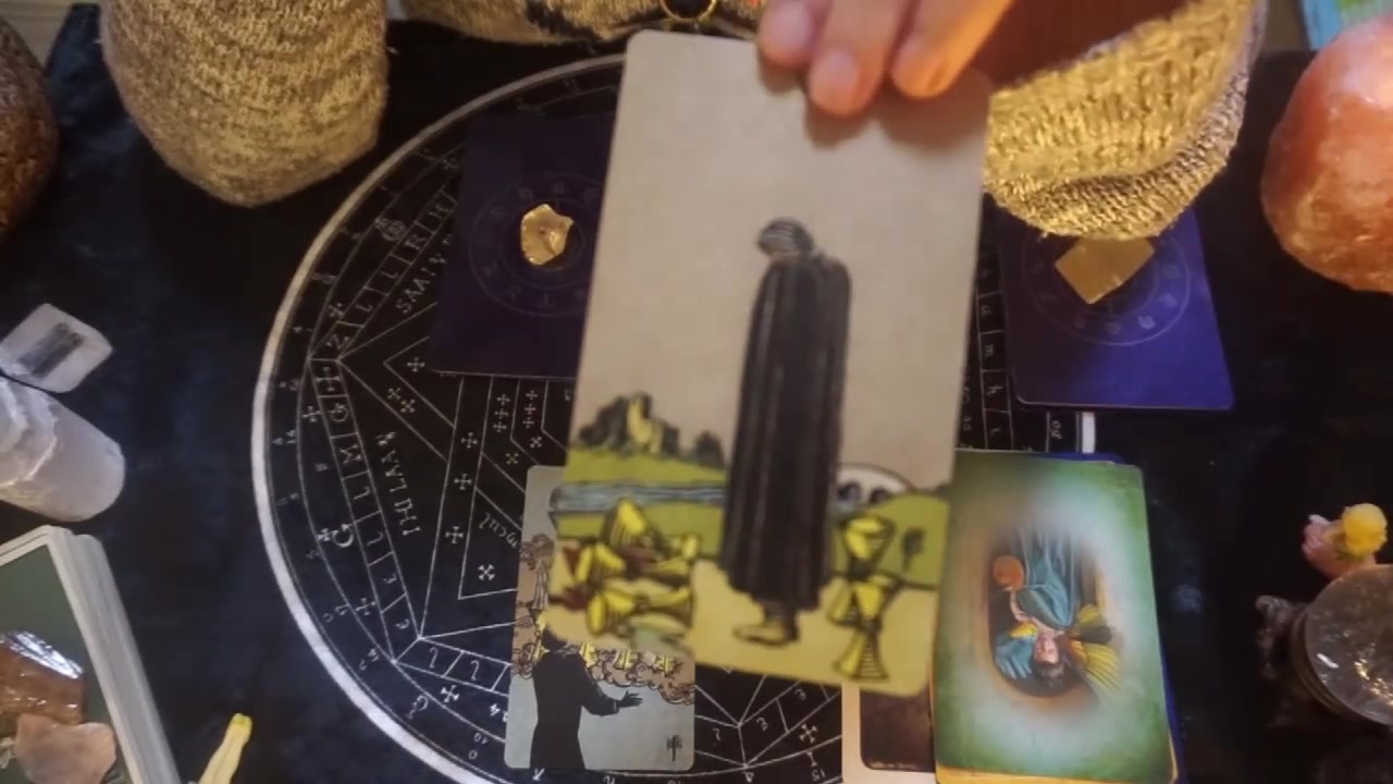 塔罗牌占卜你的指导灵守护天使想要告诉你什么