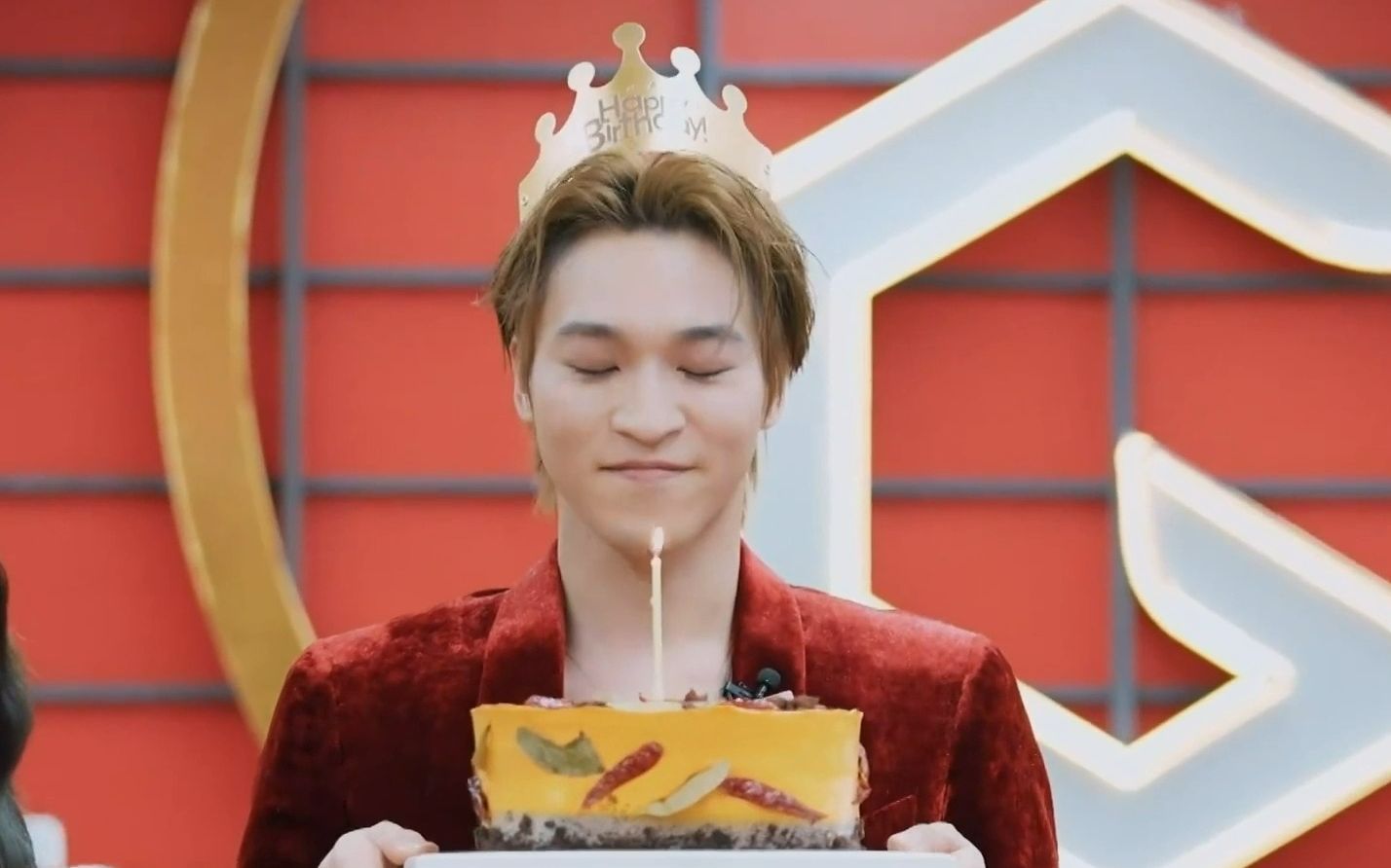 杨丞琳jessica程潇李斯丹妮高瀚宇各位主理人一起给赞多过生日【赞多