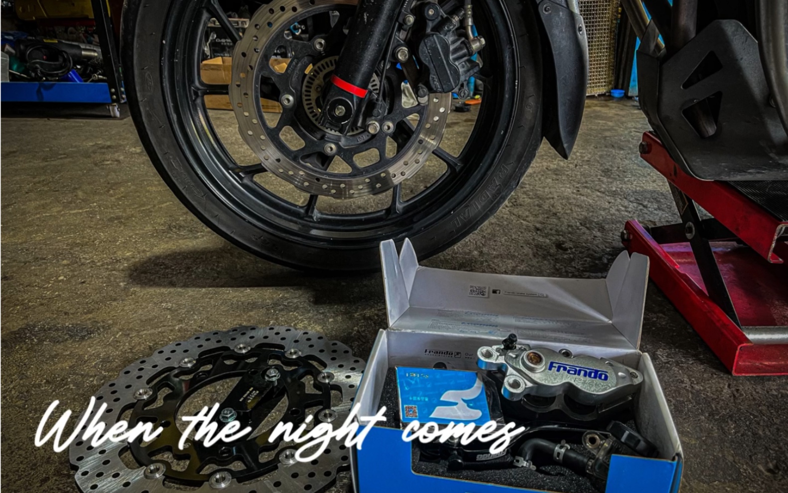 豪爵铃木dl300扩缸后改装加大刹车盘车力屋上下泵搭配金属烧结刹车片