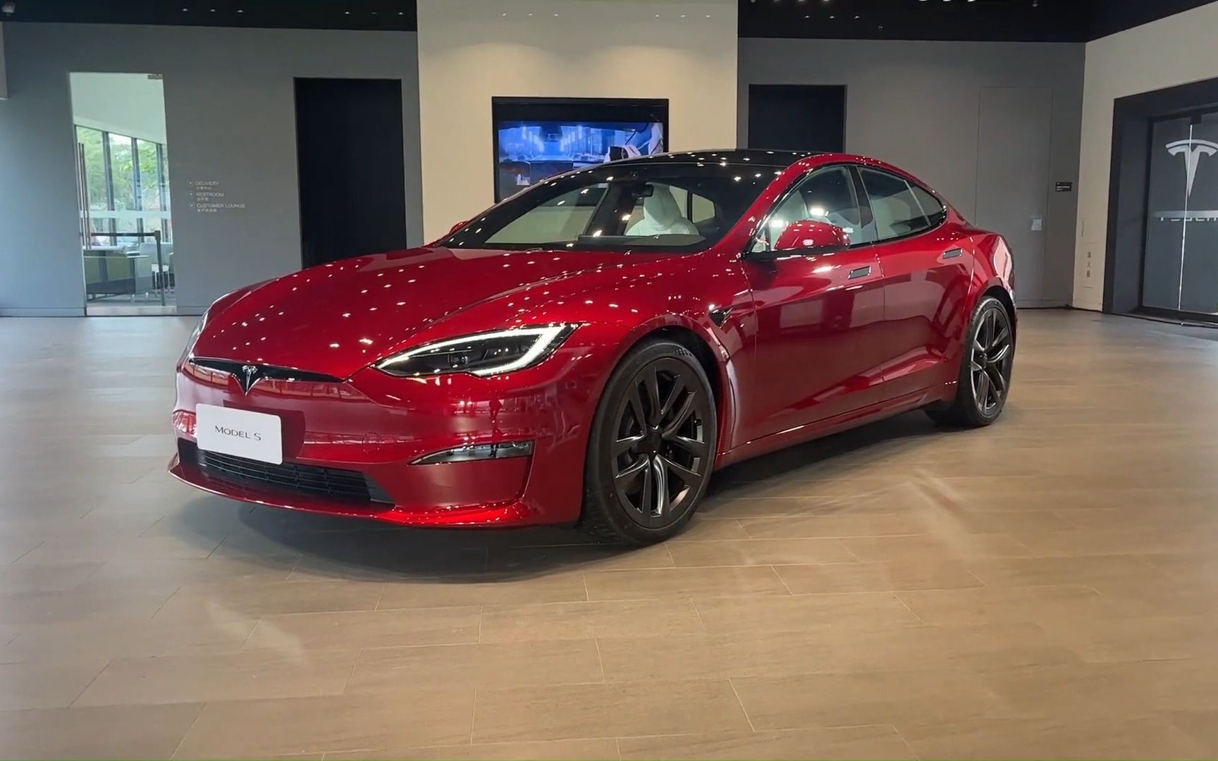 特斯拉烈焰红配色欣赏 | model s ultra red