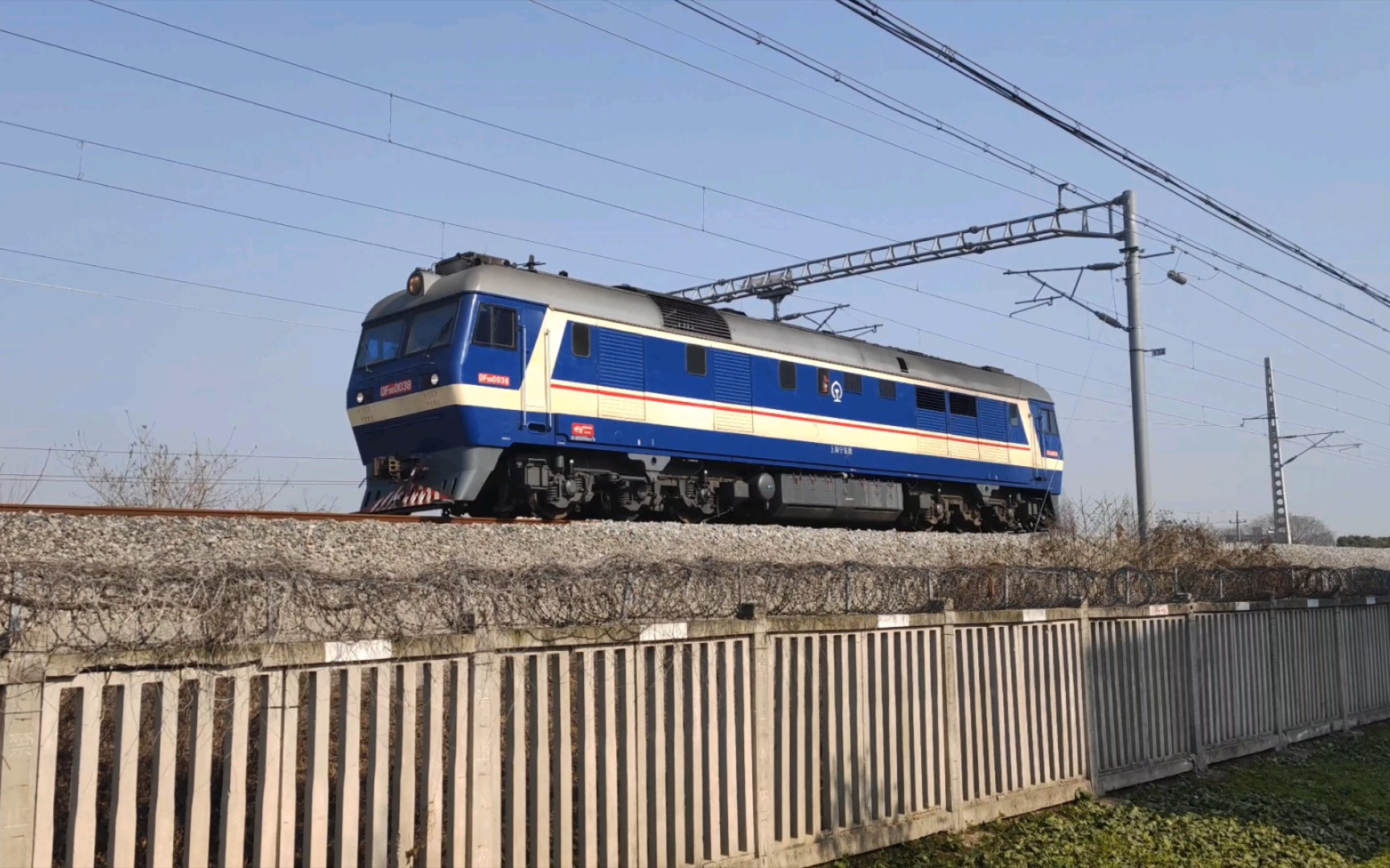 [宁启铁路]12月31日摄 51828 df8b-0038