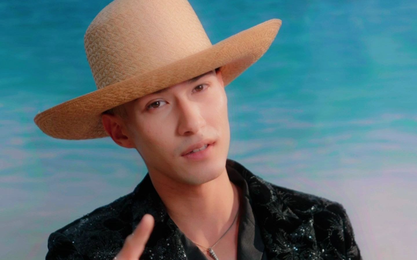 创造营2021创4智族gq穿帮大片米卡