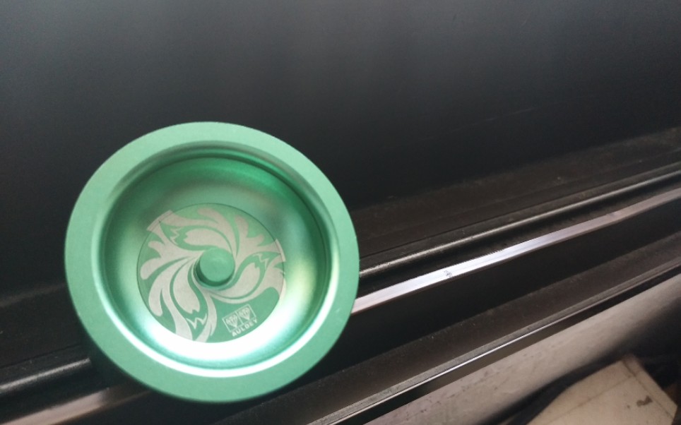 火力少年王之舞动火力 火狐 悠悠球拆封试玩