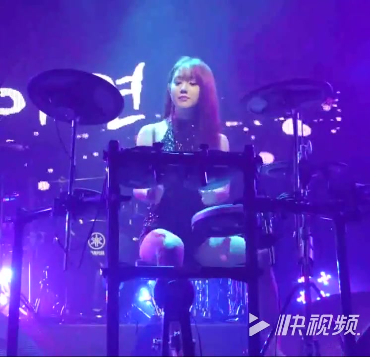 性感架子鼓~~~~~~~雅妍!