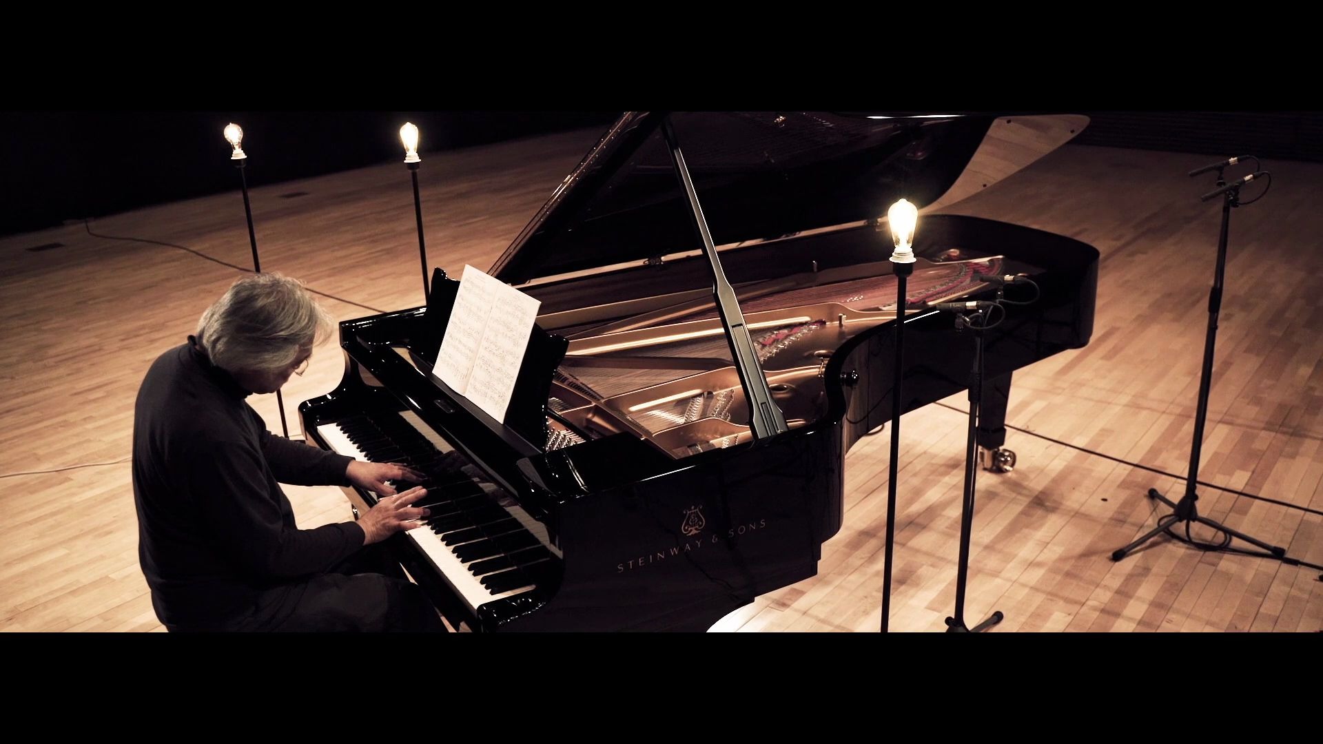 tr01umerei_哔哩哔哩 (゜-゜)つロ 干杯~-bilibili